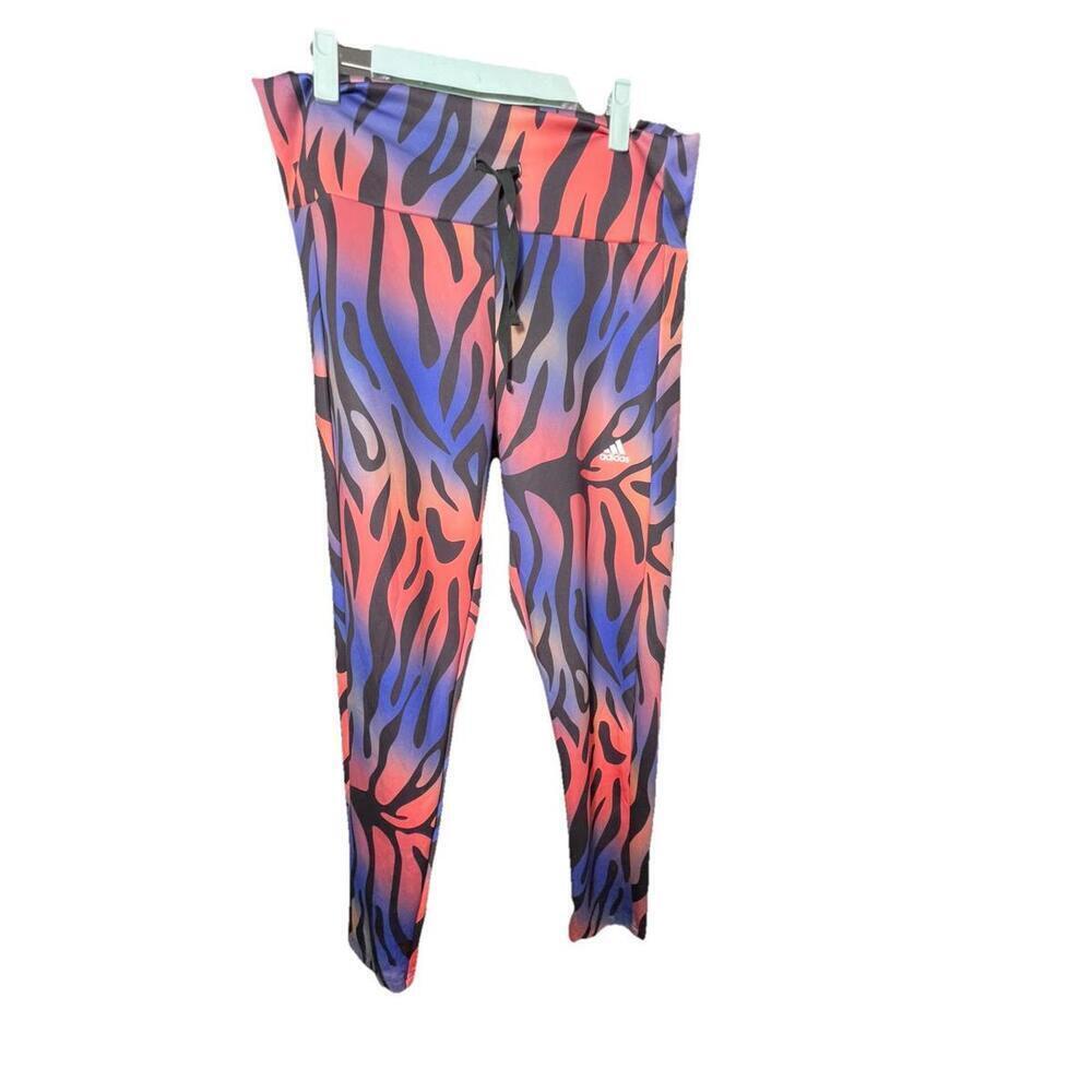 Adidas NWOT Women’s Running Essentials Tiger Print 7/8 Tights AEROREADY Fabric L